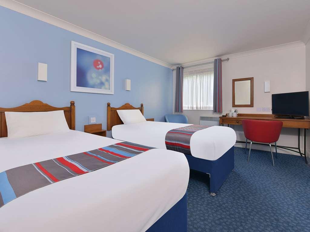 Travelodge Bournemouth Cooper Dean Δωμάτιο φωτογραφία