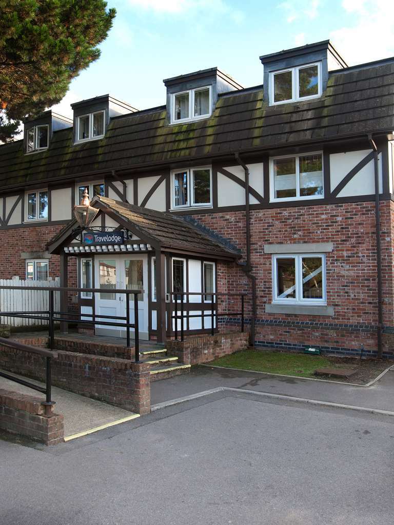 Travelodge Bournemouth Cooper Dean Εξωτερικό φωτογραφία