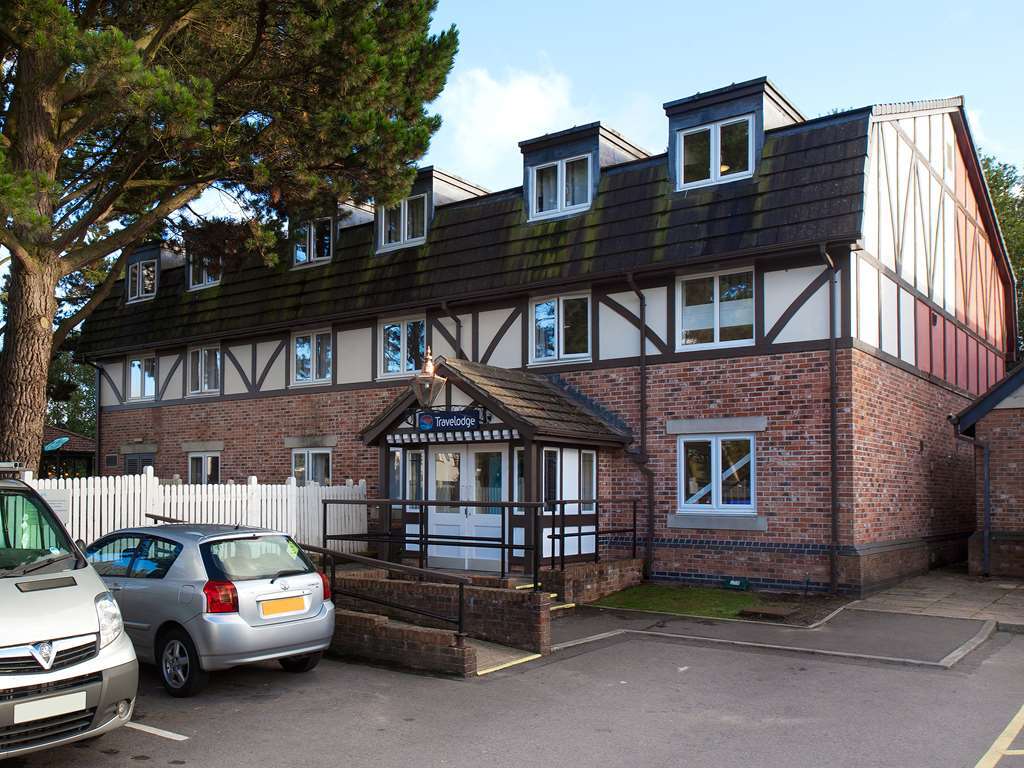 Travelodge Bournemouth Cooper Dean Εξωτερικό φωτογραφία