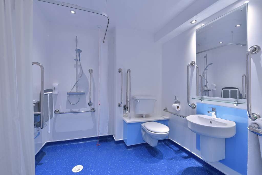 Travelodge Bournemouth Cooper Dean Δωμάτιο φωτογραφία
